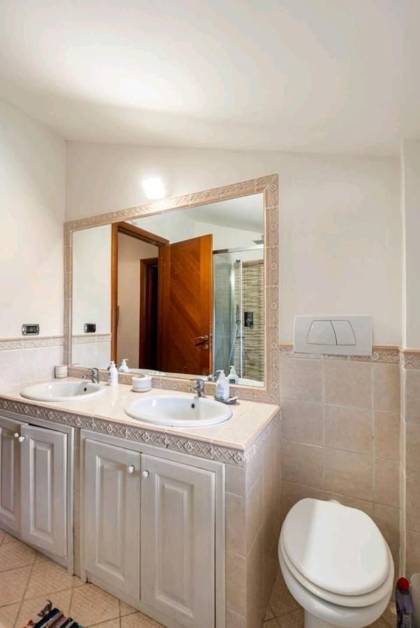 Casa Mary Hotel Fregenae Buitenkant foto